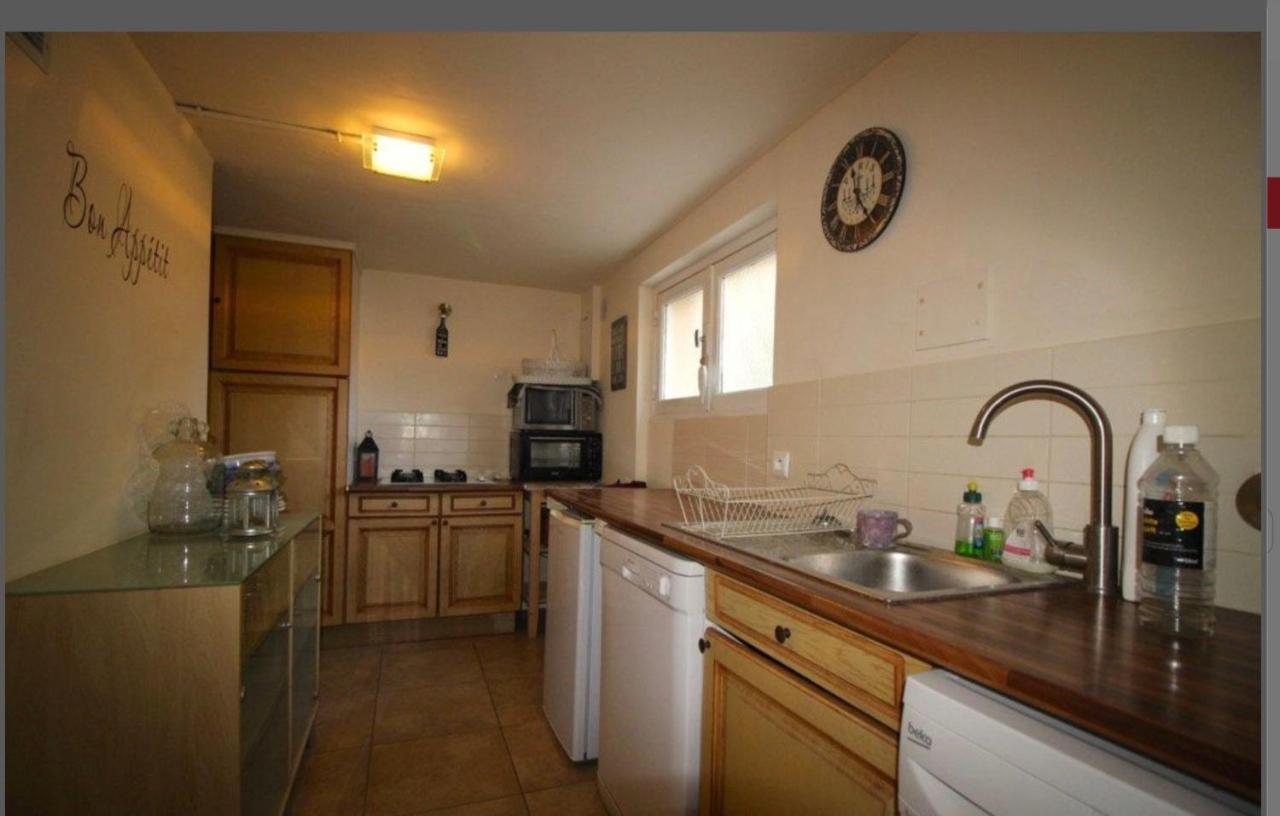 Peaceful 3 Bedroom 8 Person Ground Floor Apartment With Large Private Heated Pool La Digne-d'Amont Ngoại thất bức ảnh