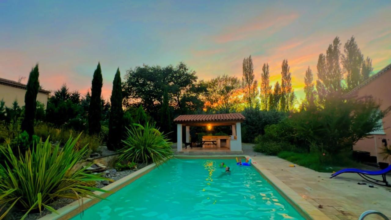 Peaceful 3 Bedroom 8 Person Ground Floor Apartment With Large Private Heated Pool La Digne-d'Amont Ngoại thất bức ảnh